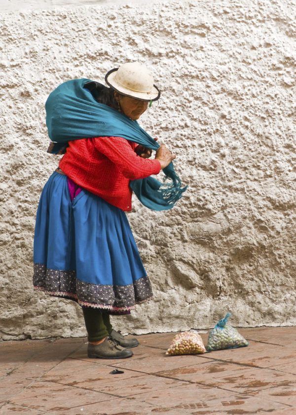 Ecuador-Reise; Marktfrau von Ecuador